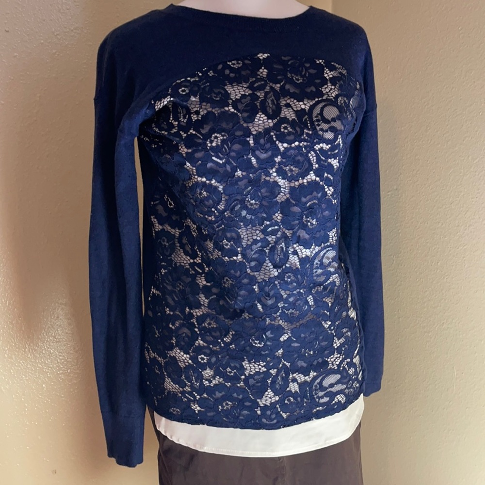 Beautiful lace underlay top